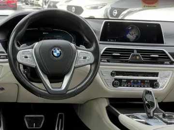 Bmw Seria-7 Gen-G11-G12-2015