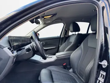 BMW 318 i Limousine  LCI  LED  DAB  Sportsitz  Navi