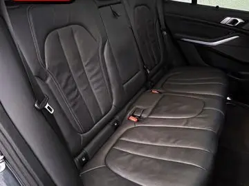 BMW X5 xDrive 45 e M SPORT PANO HUD 360 H&K MEMORY