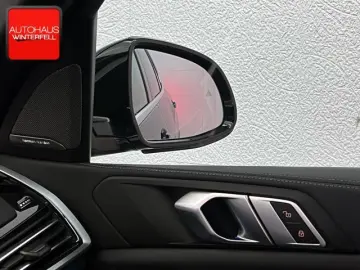 BMW X5 xDrive 45 e M SPORT PANO HUD 360 H&K MEMORY