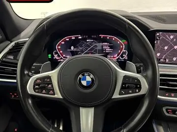 BMW X5 xDrive 45 e M SPORT PANO HUD 360 H&K MEMORY