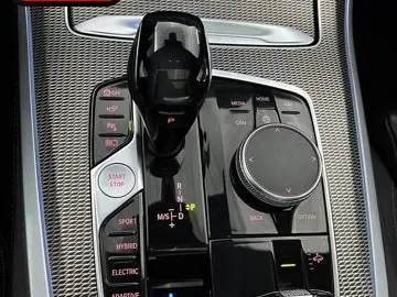 BMW X5 xDrive 45 e M SPORT PANO HUD 360 H&K MEMORY