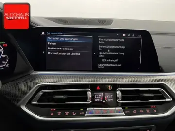 BMW X5 xDrive 45 e M SPORT PANO HUD 360 H&K MEMORY