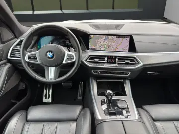 BMW X5 xDrive45e M-SPORT