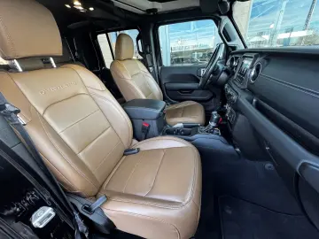 JEEP Gladiator Overland 4WD 22 Zoll Winde Stahlstoßst