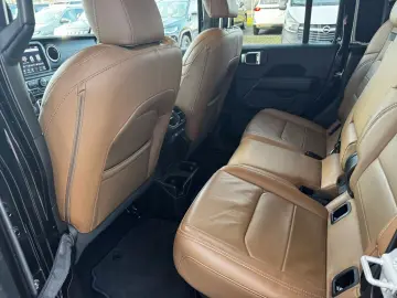 JEEP Gladiator Overland 4WD 22 Zoll Winde Stahlstoßst