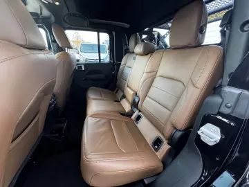 JEEP Gladiator Overland 4WD 22 Zoll Winde Stahlstoßst