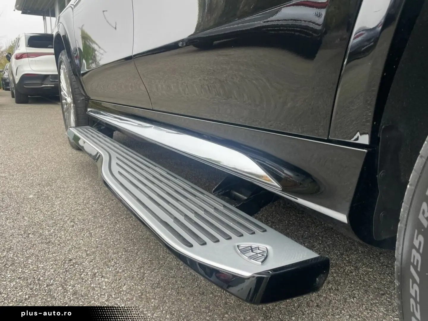 MERCEDES-BENZ Mercedes-Maybach GLS 600 First-Class