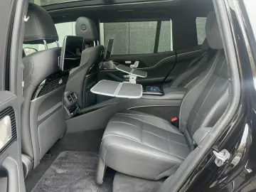 MERCEDES-BENZ Mercedes-Maybach GLS 600 First-Class