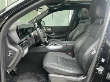 MERCEDES-BENZ Mercedes-Maybach GLS 600 First-Class