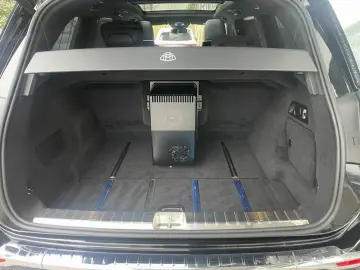 MERCEDES-BENZ Mercedes-Maybach GLS 600 First-Class