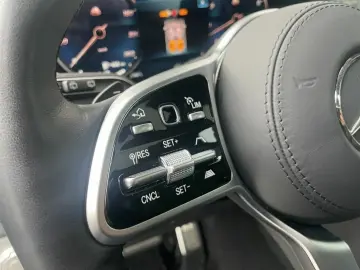 MERCEDES-BENZ Mercedes-Maybach GLS 600 First-Class