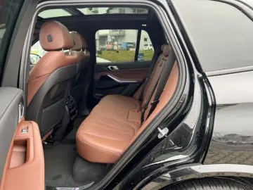 BMW X5 xDrive 30d A M-Sport Sportpaket HUD AD El. Pa