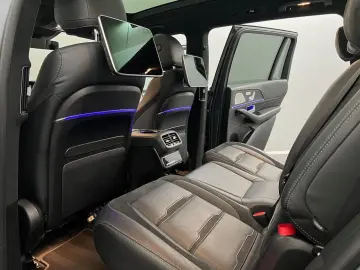 MERCEDES-BENZ GLS 63 AMG 4M  3xTV 4xSITZKLIMA EXKLUSIV PANO