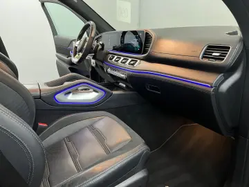 MERCEDES-BENZ GLS 63 AMG 4M  3xTV 4xSITZKLIMA EXKLUSIV PANO