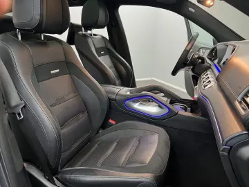 MERCEDES-BENZ GLS 63 AMG 4M  3xTV 4xSITZKLIMA EXKLUSIV PANO