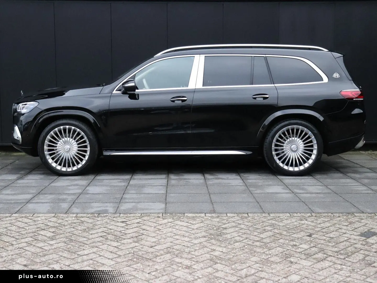 MERCEDES-BENZ GLS 600 Maybach 4MATIC Full Options