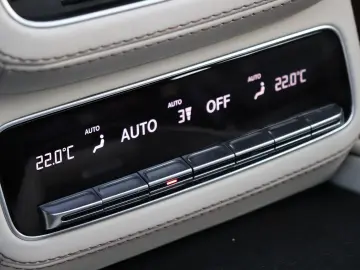 MERCEDES-BENZ GLS 600 Maybach 4MATIC Full Options