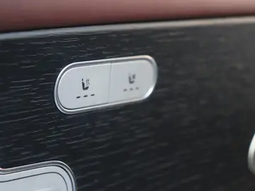 MERCEDES-BENZ GLS 600 Maybach 4MATIC Full Options