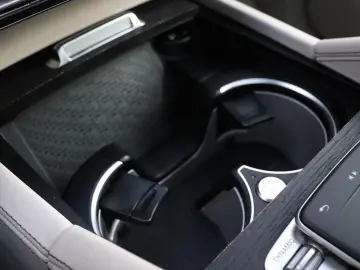 MERCEDES-BENZ GLS 600 Maybach 4MATIC Full Options