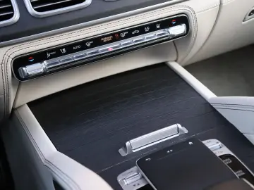 MERCEDES-BENZ GLS 600 Maybach 4MATIC Full Options