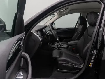 BMW X3 xD30e Sport HUD DAB Kamera