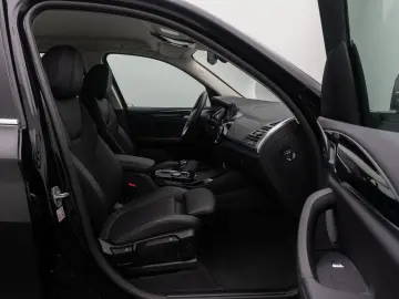 BMW X3 xD30e Sport HUD DAB Kamera