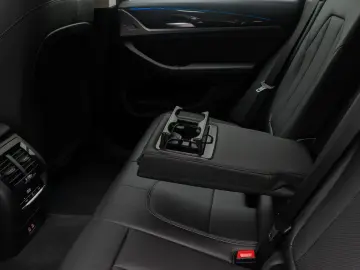 BMW X3 xD30e Sport HUD DAB Kamera