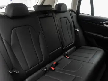 BMW X3 xD30e Sport HUD DAB Kamera