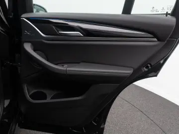 BMW X3 xD30e Sport HUD DAB Kamera