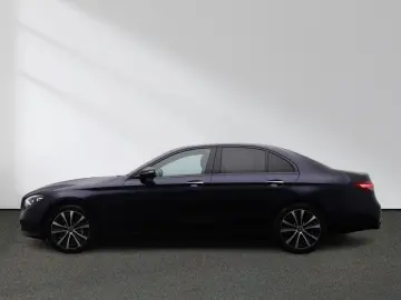 MERCEDES-BENZ E 300 de Avantgarde Distronic Pano Mul&hellip;
