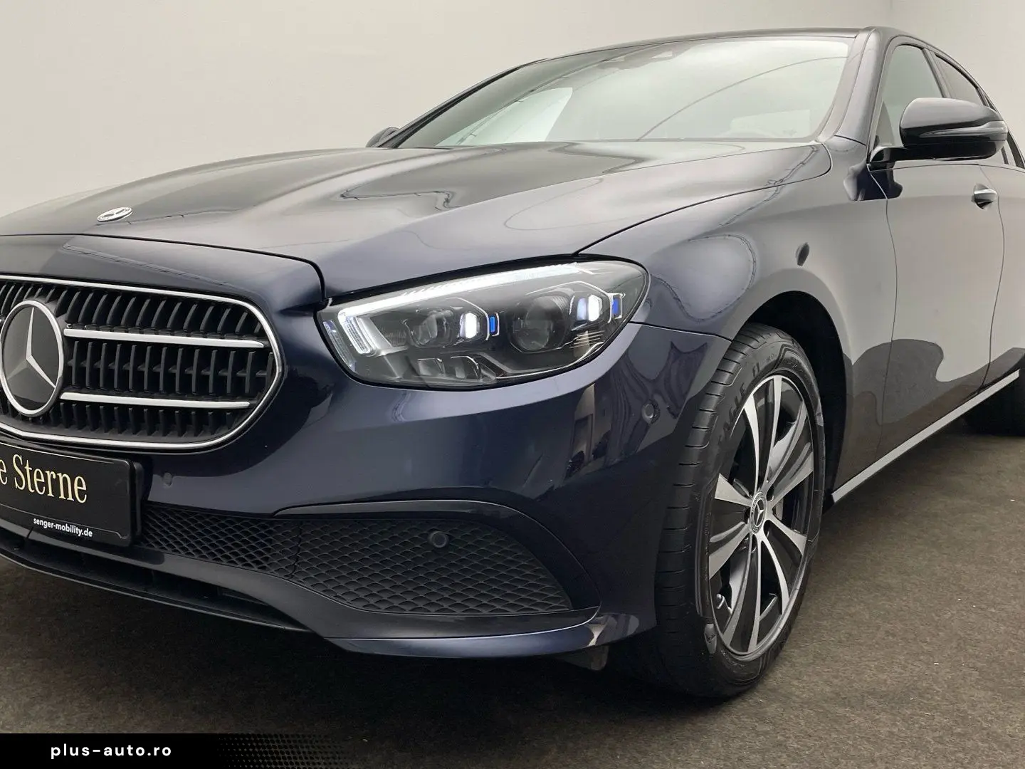 MERCEDES-BENZ E 300 de Avantgarde Distronic Pano Mul&hellip;