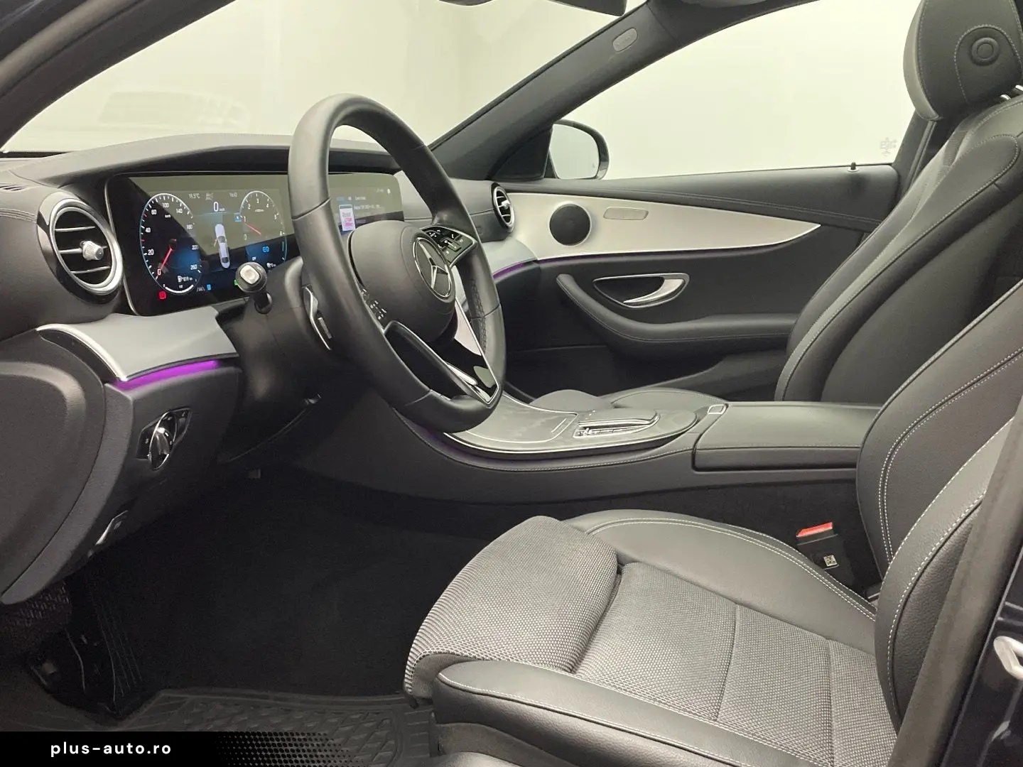 MERCEDES-BENZ E 300 de Avantgarde Distronic Pano Mul&hellip;