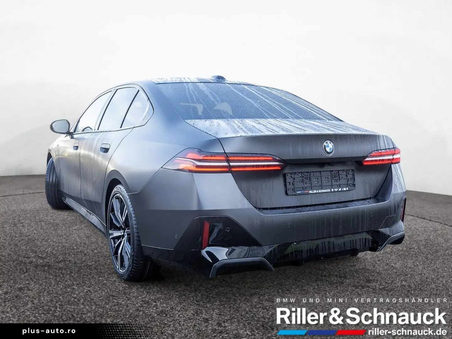 BMW 520d xDrive M-Sport HUD PANO ACC 360  STANDHZ