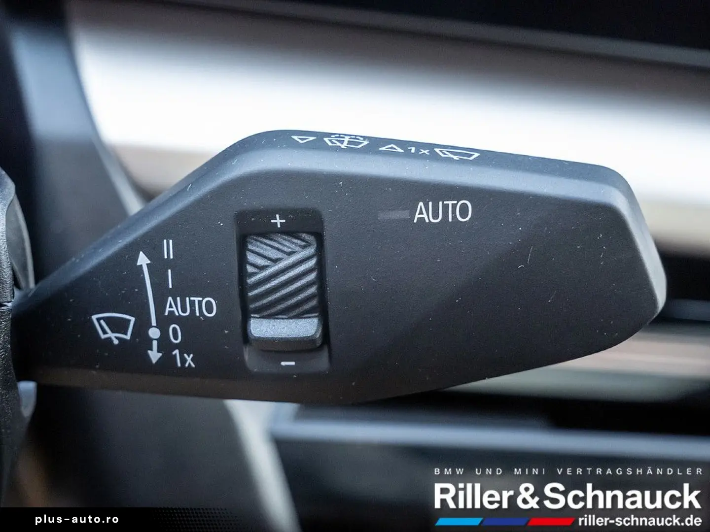 BMW 520d xDrive M-Sport HUD PANO ACC 360  STANDHZ