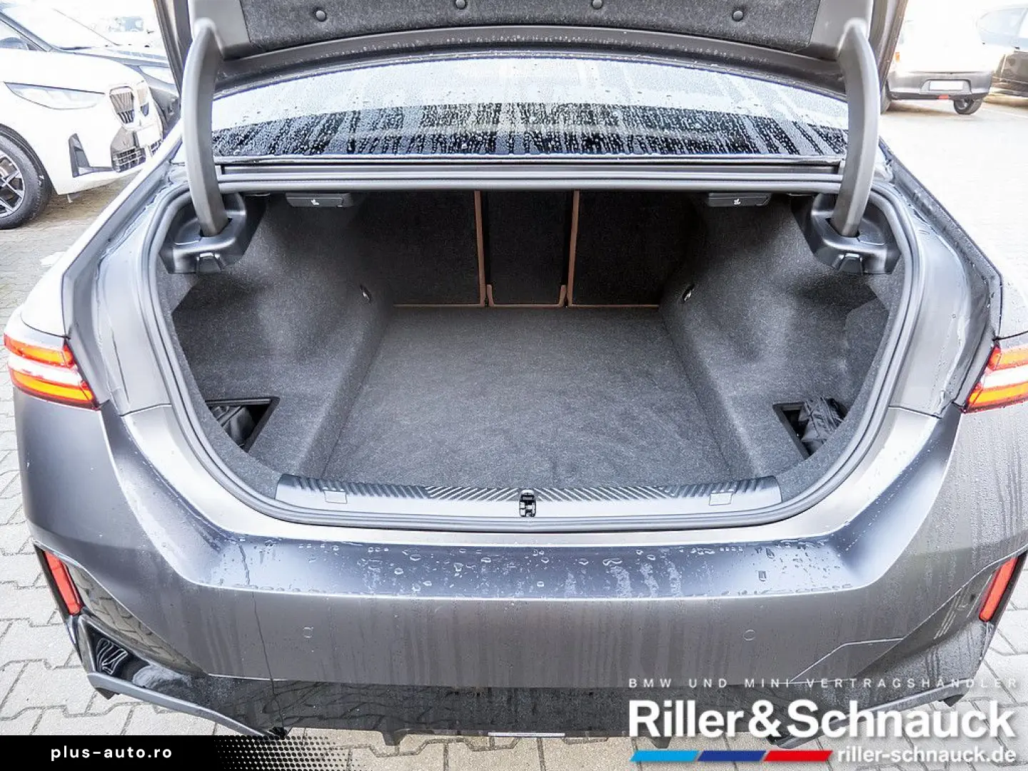 BMW 520d xDrive M-Sport HUD PANO ACC 360  STANDHZ