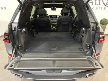BMW X7 xDrive40d M-Sport NAV LASER AHK B&W 22ZO PANO
