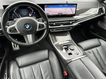 BMW X7 xDrive40d M-Sport NAV LASER AHK B&W 22ZO PANO