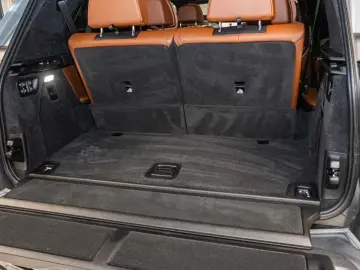 BMW X7 M60i AHK Leder HUD RFK e-Sitze Klimasitze LED