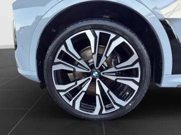 BMW X7 xDrive40d   UPE146.910 -  M Sport Pro  Stdhzg