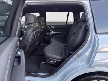 BMW X7 xDrive40d   UPE146.910 -  M Sport Pro  Stdhzg