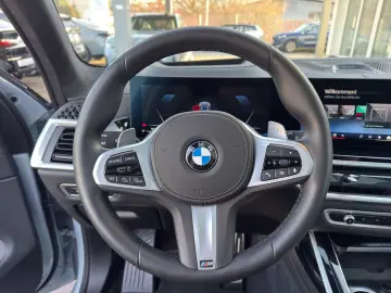 BMW X7 xDrive40d   UPE146.910 -  M Sport Pro  Stdhzg