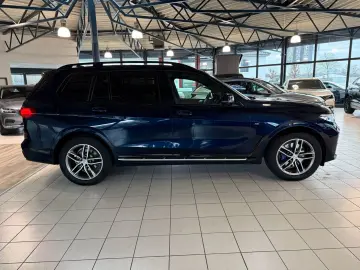 BMW X7 xDrive 40d M Sport Full Options