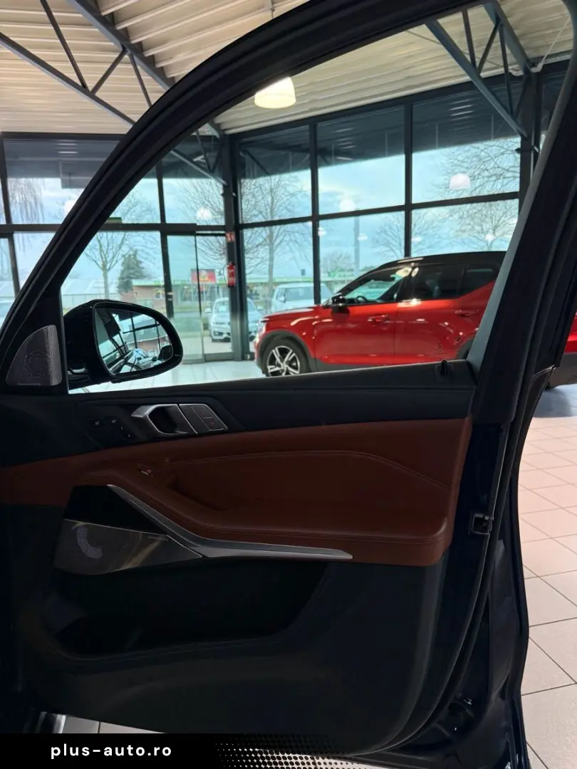 BMW X7 xDrive 40d M Sport Full Options