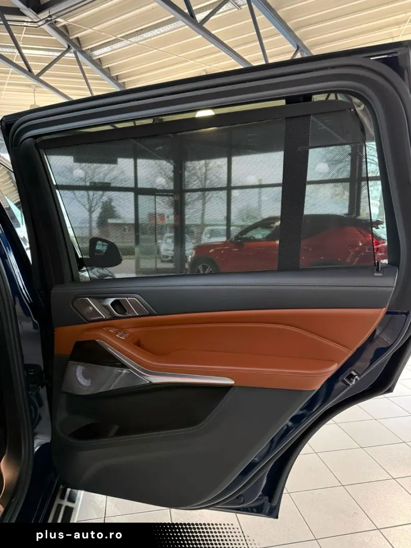 BMW X7 xDrive 40d M Sport Full Options