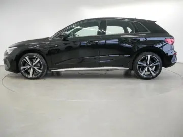 AUDI A3 Sportback 40 TFSI e S tro. S line LED virt. C