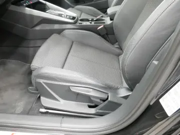 AUDI A3 Sportback 40 TFSI e S tro. S line LED virt. C