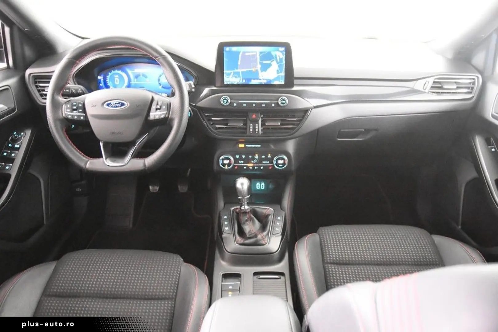 FORD Focus Turnier ST-Line  1.Hand T-Leder Navi SHZ