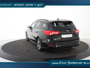 FORD Focus Turnier ST-Line  1.Hand T-Leder Navi SHZ