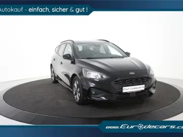 FORD Focus Turnier ST-Line  1.Hand T-Leder Navi SHZ